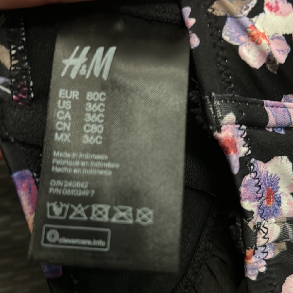 H&M Floral Ruffle Bikini - Picture 6 of 7